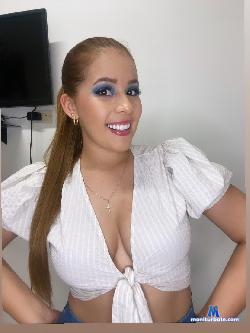 charlott_16 stripchat livecam performer profile