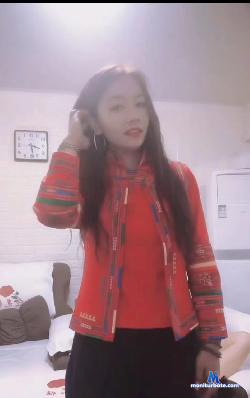 LUCK_XIAOYI stripchat livecam performer profile