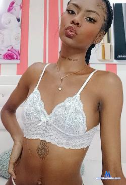mia-tyler stripchat livecam performer profile