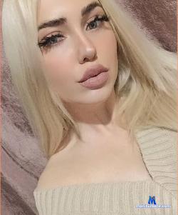 PinkSunsets stripchat livecam performer profile