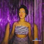 luna_wrist stripchat livecam show performer room profile