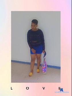 QueenOfRomance stripchat livecam performer profile