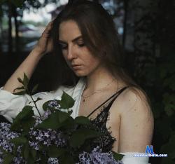 KiraLend stripchat livecam performer profile