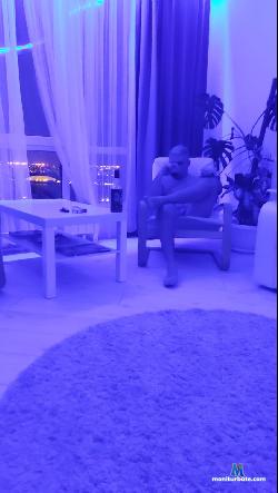 Kizzee_Love_ stripchat livecam performer profile