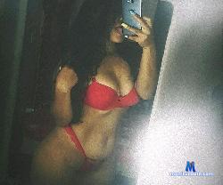 lorihorny stripchat livecam performer profile