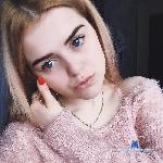 CristalAlice stripchat livecam show performer room profile