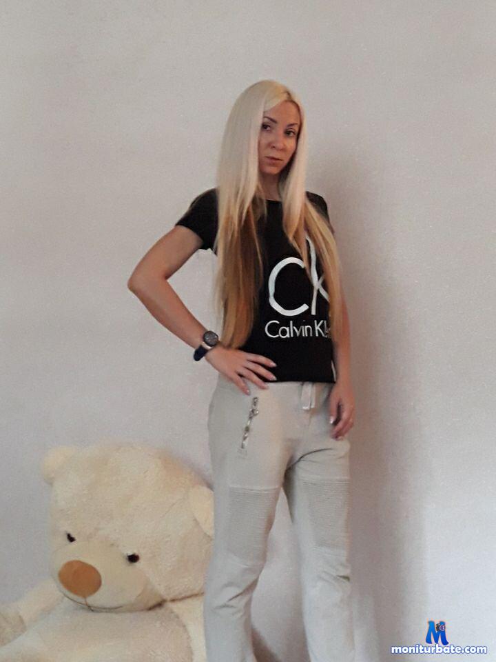 KeriKinn Stripchat performer girls age Young hair Color Blonde do Striptease specifics Big Ass ethnicity White do Talk do Topless do Twerk body Type Medium subculture Romantic private Price Sixteen To Twenty Four small Audience do69 Position auto Tag New auto Tag P2 P do Erotic Dance do Kissing do Spanking