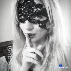 Emily_Kisy stripchat livecam performer profile
