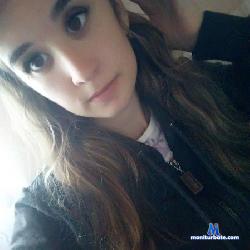 AdelJewel stripchat livecam performer profile