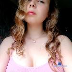 AkiraGoldX stripchat livecam show performer room profile