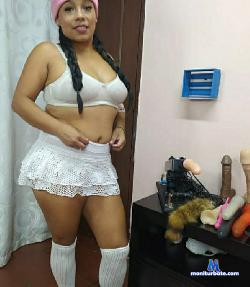 female_stars1 stripchat livecam performer profile