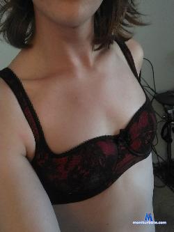JadeSnail2042 stripchat livecam performer profile