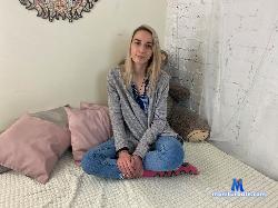 LaceyWood stripchat livecam performer profile