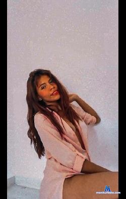 miaconnor stripchat livecam performer profile