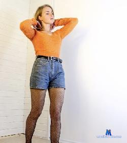 Kitty_sexx_ stripchat livecam performer profile