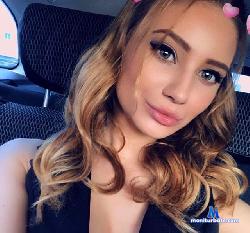 DINA170 stripchat livecam performer profile