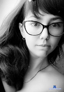 SallyCounter stripchat livecam performer profile