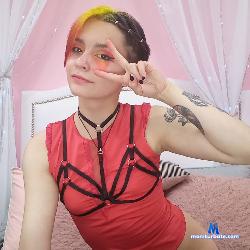 Shyvana stripchat livecam performer profile