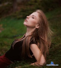 Gloryloves_ stripchat livecam performer profile