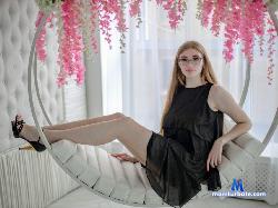 Snowdroppie stripchat livecam performer profile