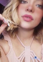 Emma_Calderon stripchat livecam show performer room profile