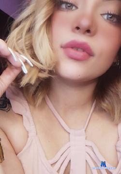 Emma_Calderon stripchat livecam performer profile