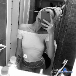 -Asya- stripchat livecam performer profile