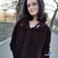 RaspberryPrincess stripchat livecam performer profile