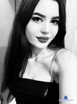 KarenChandter stripchat livecam performer profile
