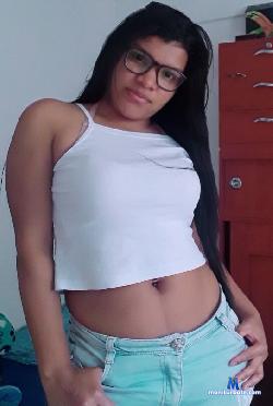 sabrina_dl stripchat livecam performer profile