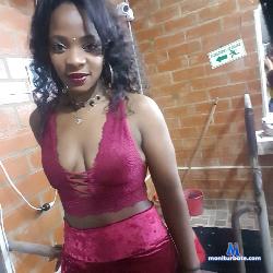 pussyycaliente stripchat livecam performer profile