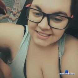LuissaSun stripchat livecam performer profile