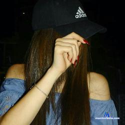 arinaa_ stripchat livecam performer profile