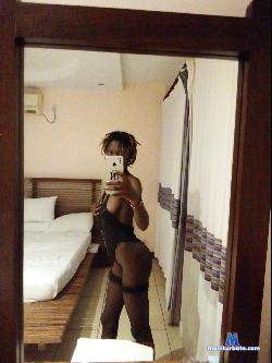 webikitombi stripchat livecam performer profile