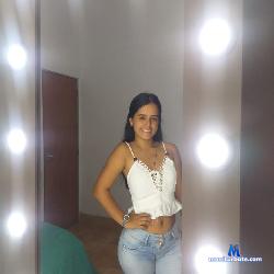 W4NDA_C0SSMO7 stripchat livecam performer profile