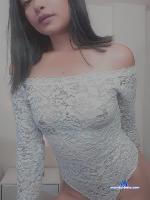 cutiiemoon_naz stripchat livecam show performer room profile