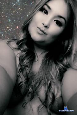 DanyMartinezz stripchat livecam performer profile