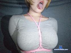 Mini_Mo stripchat livecam performer profile