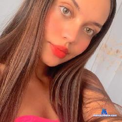 Bellahot387 stripchat livecam performer profile
