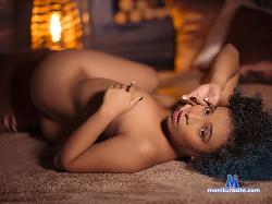 Thecurlybae stripchat livecam performer profile