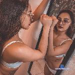 _Crisss_ stripchat livecam show performer room profile