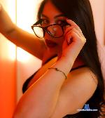 pretty_moon_ stripchat livecam show performer room profile