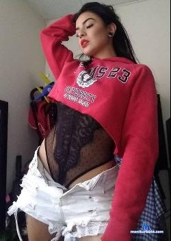 Coupledamn stripchat livecam performer profile