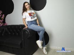 MilaCutie stripchat livecam performer profile