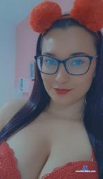 cherryqueen_ stripchat livecam show performer room profile