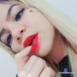 cocochanell_ stripchat livecam performer profile