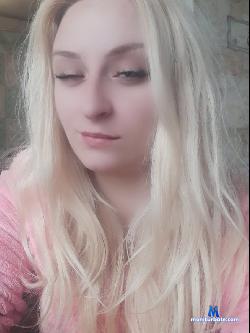 Meghun stripchat livecam performer profile