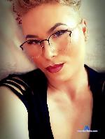 kendrasynn stripchat livecam show performer room profile