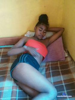 Sarinah9 stripchat livecam performer profile