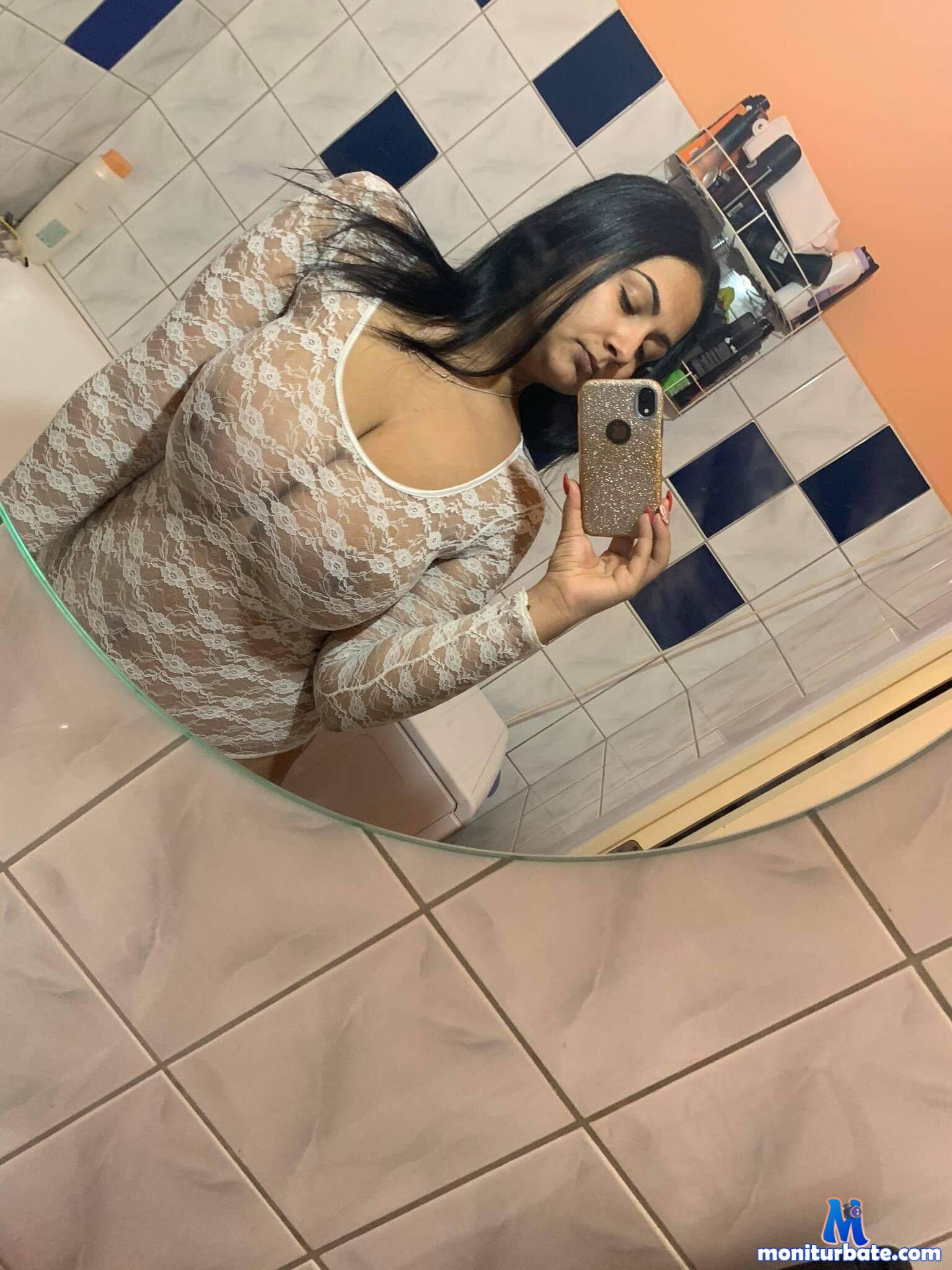 Madsion23 Stripchat performer